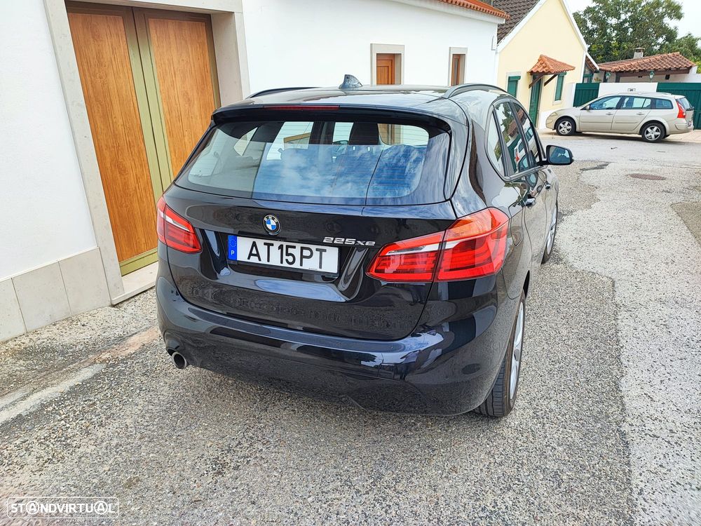 BMW 225xe Active Tourer - 2