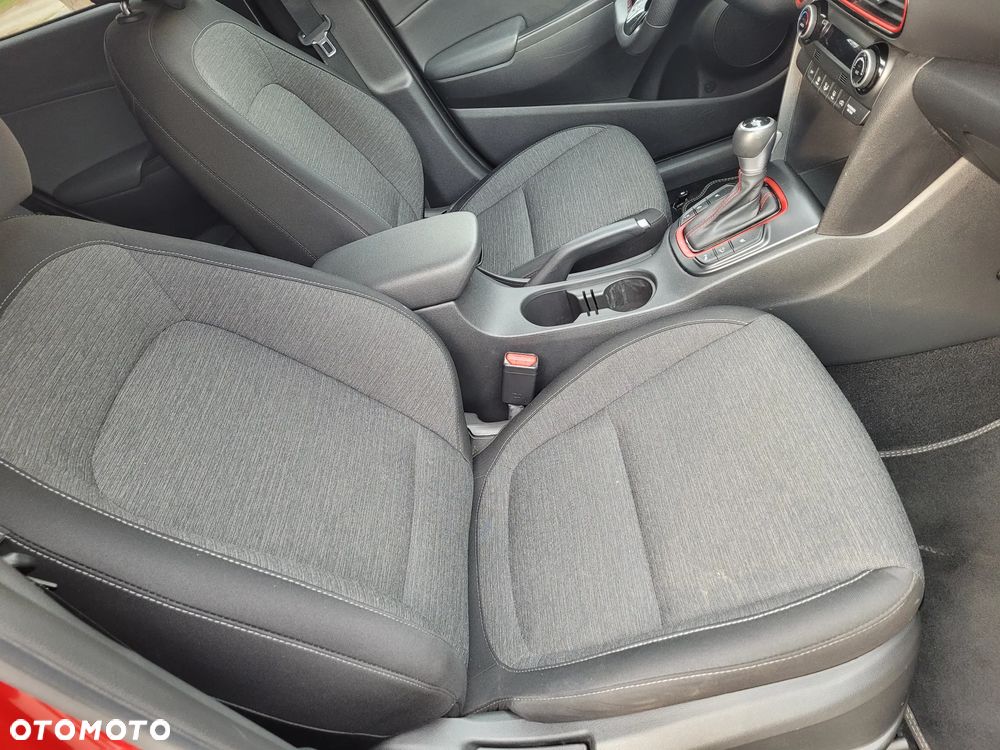 Hyundai Kona 1.6 T-GDI Premium DCT - 16