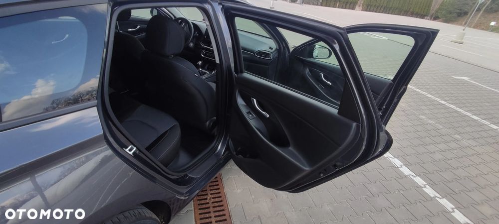 Hyundai i30 1.0 T-GDI Smart - 7