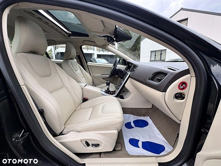 Volvo S60 D3 Summum - 26