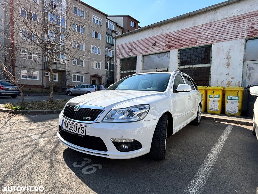 Skoda Octavia 2.0 TDI DPF DSG RS - 3