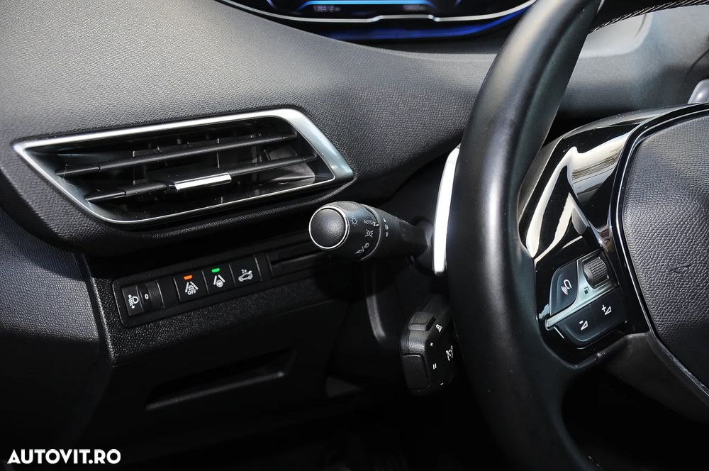 Peugeot 5008 BlueHDI 130 EAT8 Allure - 15