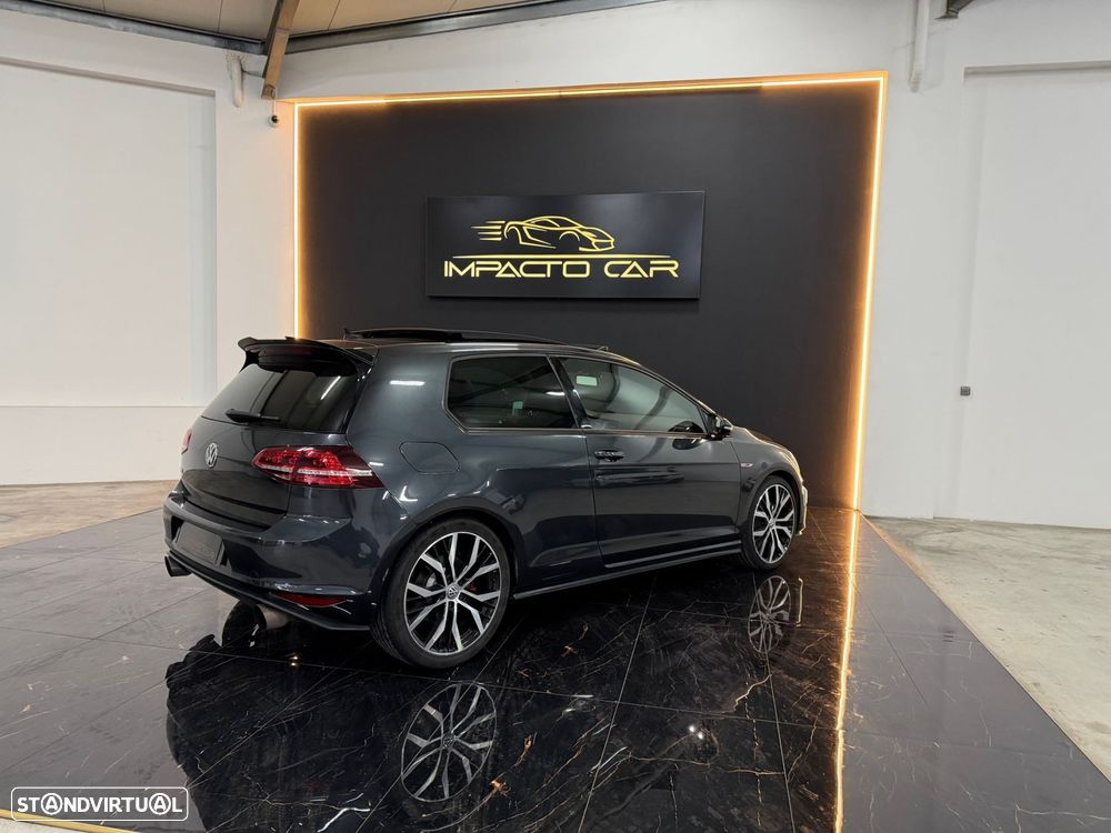 VW Golf 2.0 TSi GTi DSG - 14