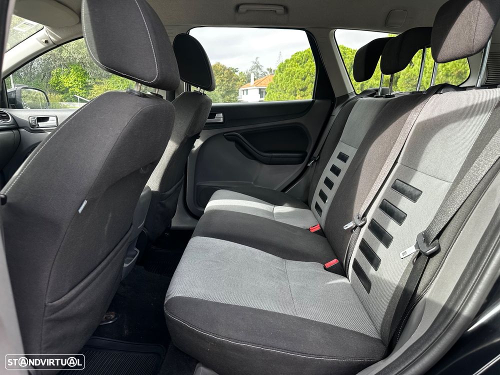 Ford Focus SW 1.6 TDCi Trend - 9