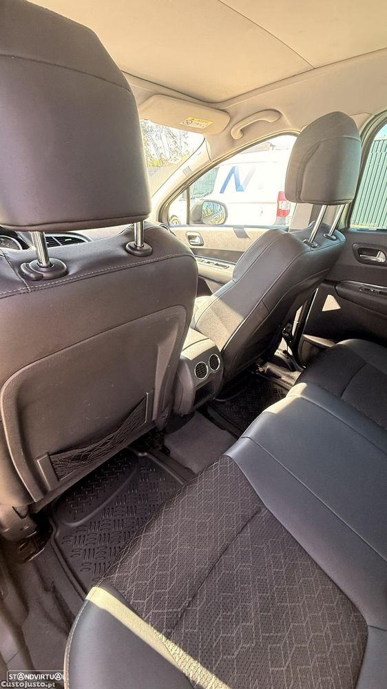 Peugeot 3008 1.6 HDi Allure - 12