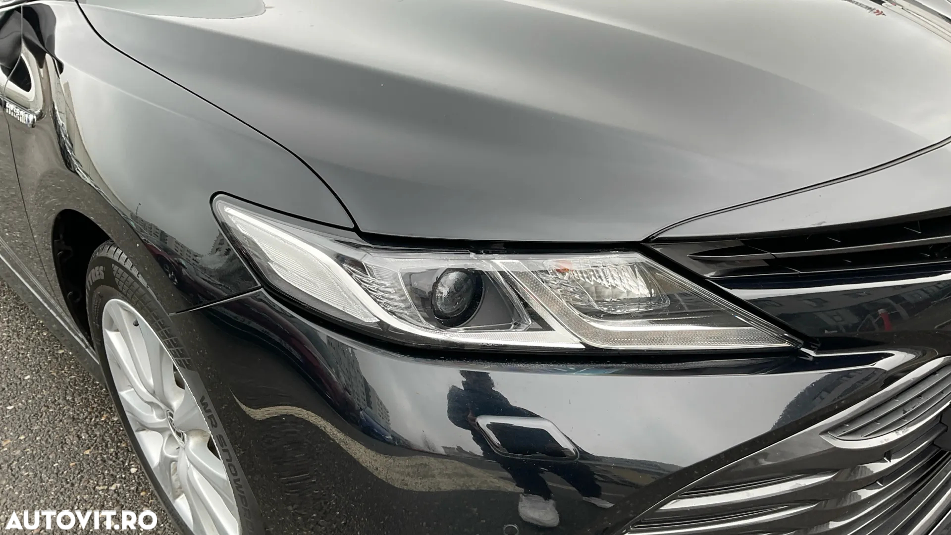 Toyota Camry 2.5 Hybrid Business - 37