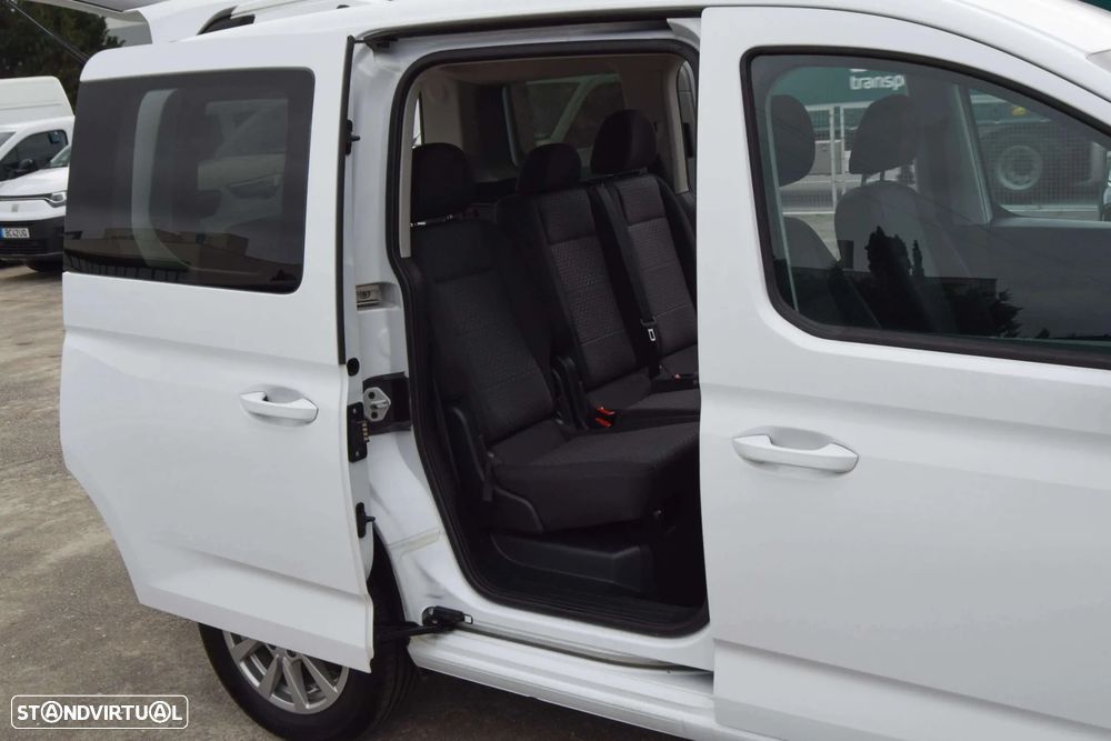 Ford Tourneo Connect 2.0 TDCi Titanium - 7
