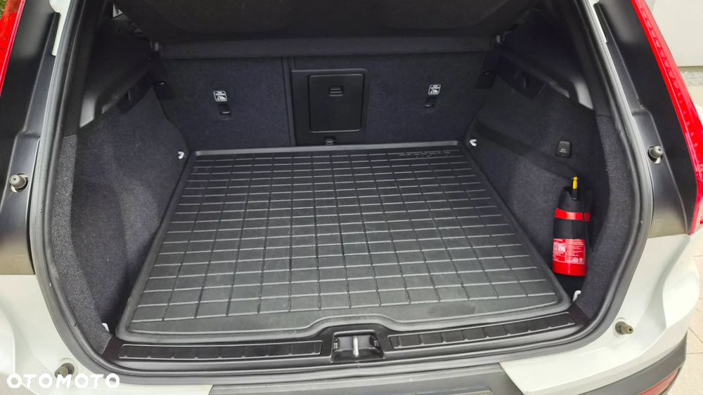 Volvo XC 40 T4 Momentum - 12
