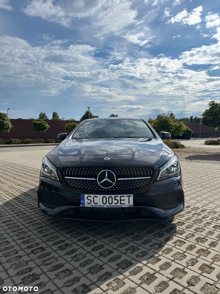 Mercedes-Benz CLA Shooting Brake 180 7G-DCT AMG Line - 14