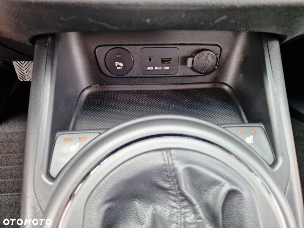 Kia Sportage - 36