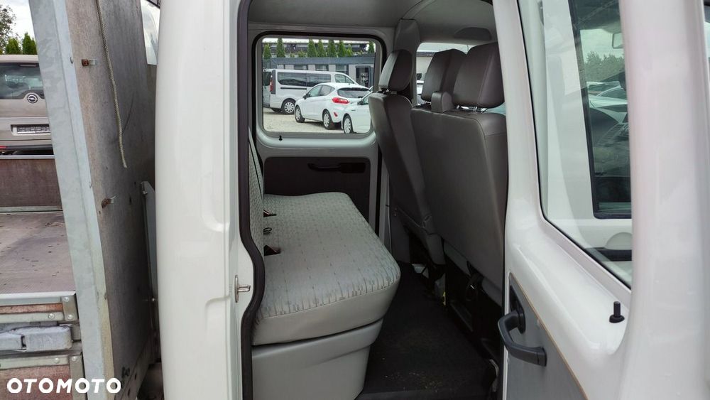 Volkswagen Transporter - 24