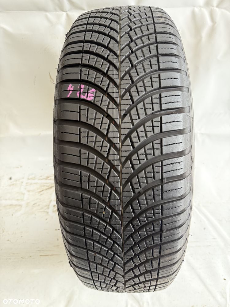 215/65/17 Goodyear Vector 4Seasons Gen-3 SUV 99V 2023R (426) - 1