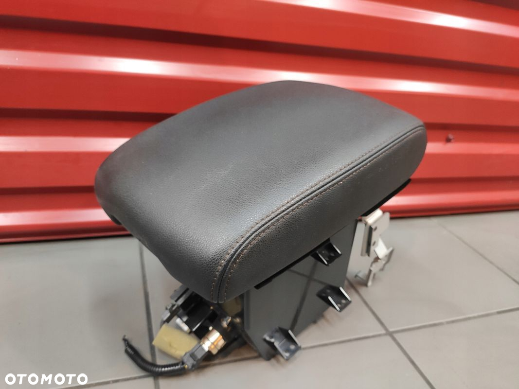 INFINITI FX30D 3.0D FX35 QX70 PODŁOKIETNIK SCHOWEK TUNELU SKÓRA ŁADNY - 2
