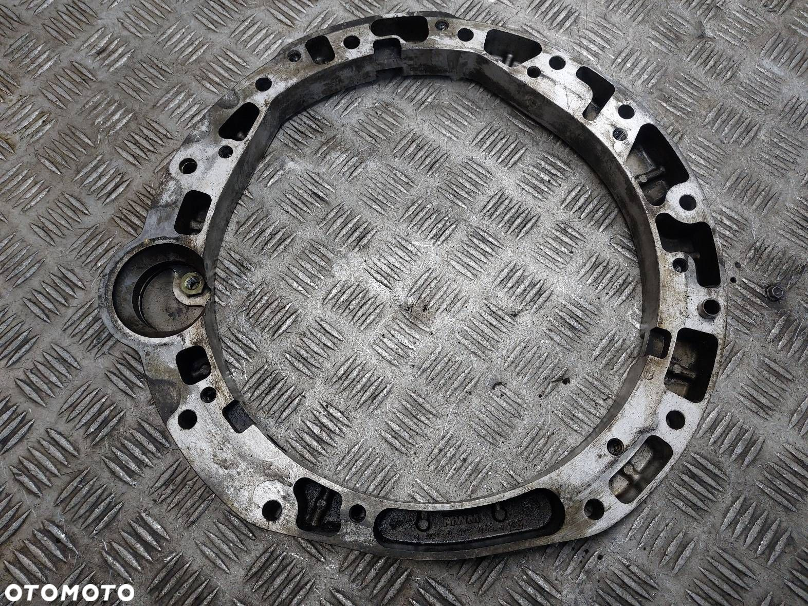 DYSTANS FLANSZA SKRZYNI BIEGÓW VOLKSWAGEN LT 46 2.8 TDI 94070412009 - 2