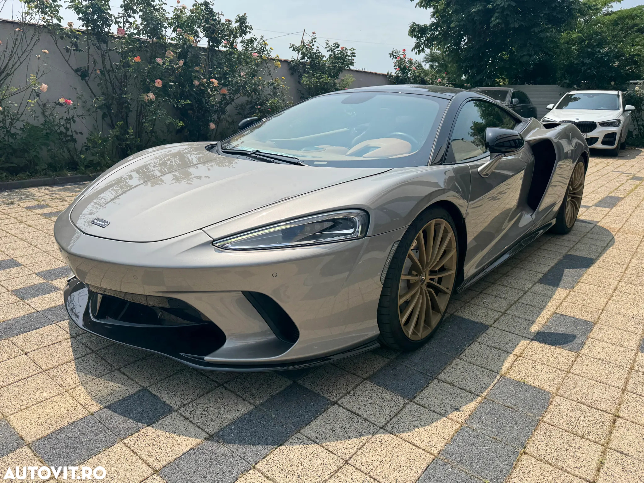 McLaren GT Standard - 4
