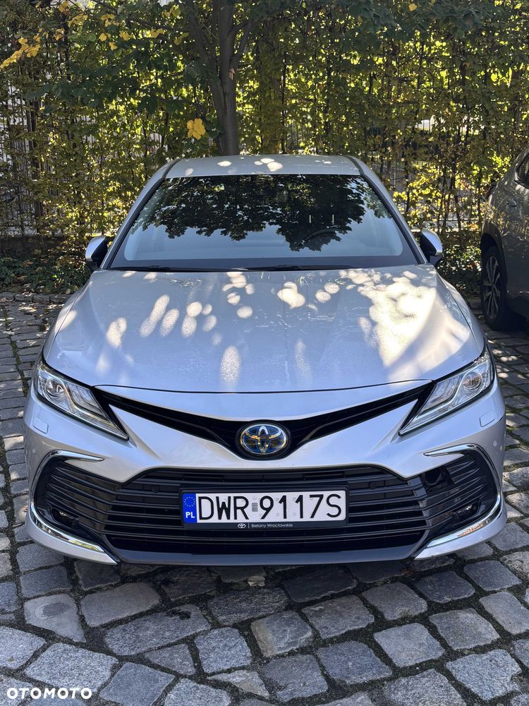 Toyota Camry - 1