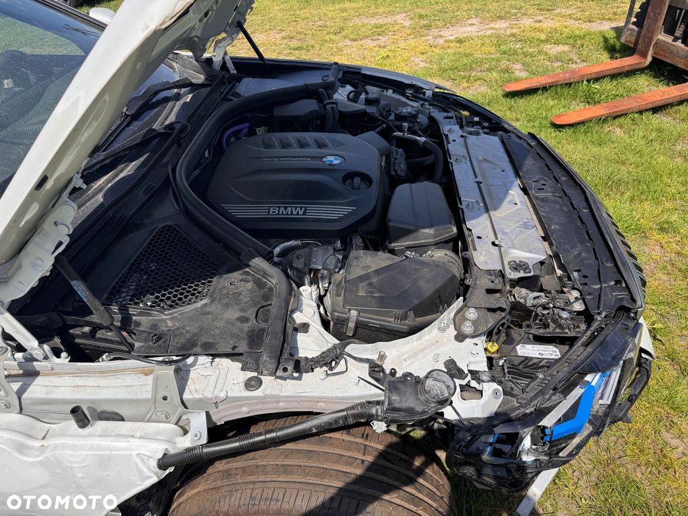 BMW Seria 3 320d xDrive MHEV M Sport sport - 7