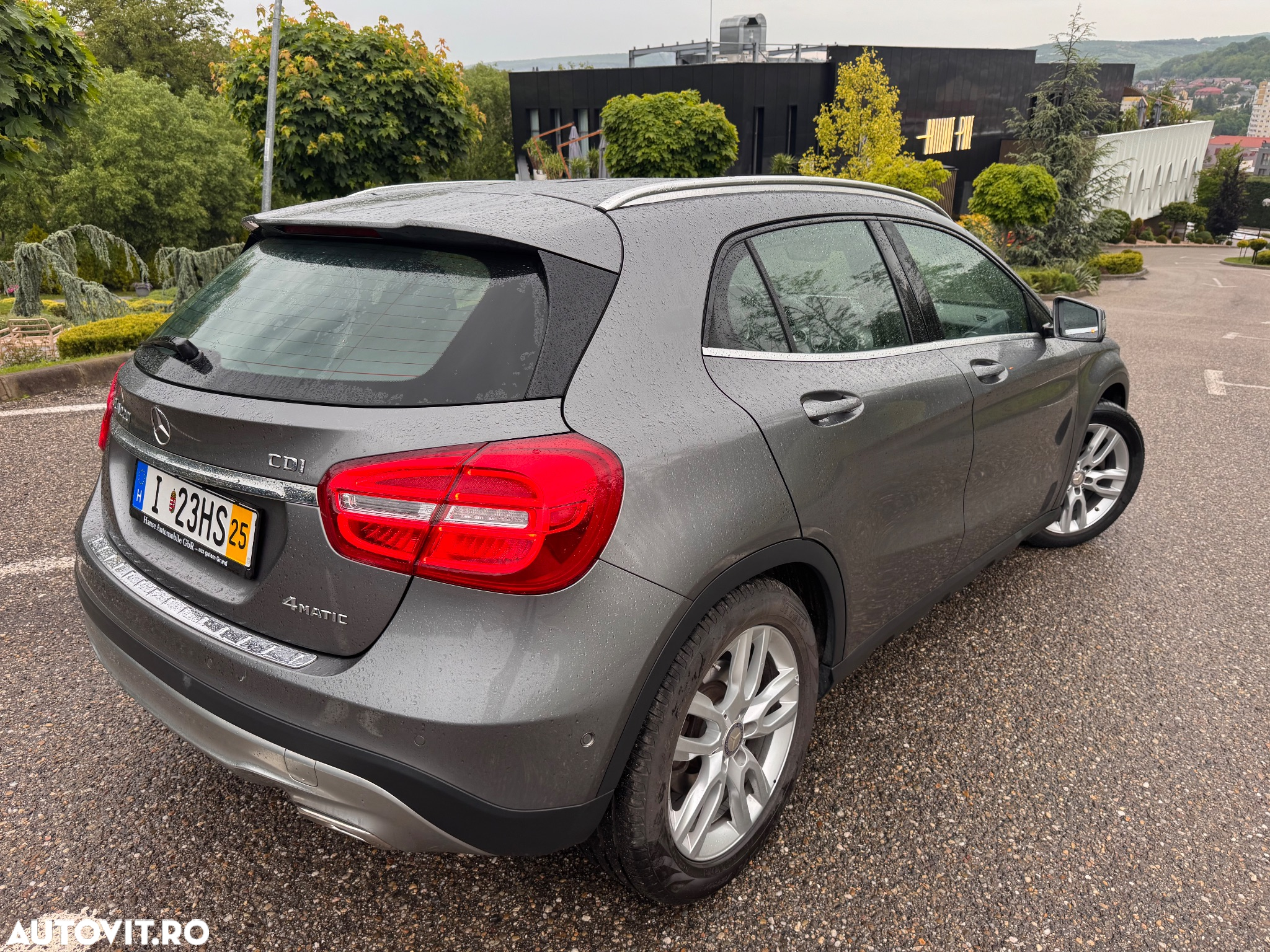 Mercedes-Benz GLA 220 CDI 4Matic 7G-DCT Urban - 3