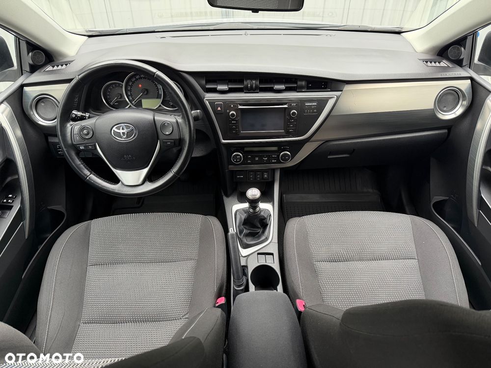 Toyota Auris 1.33 Dual-VVT-i Edition-S - 17