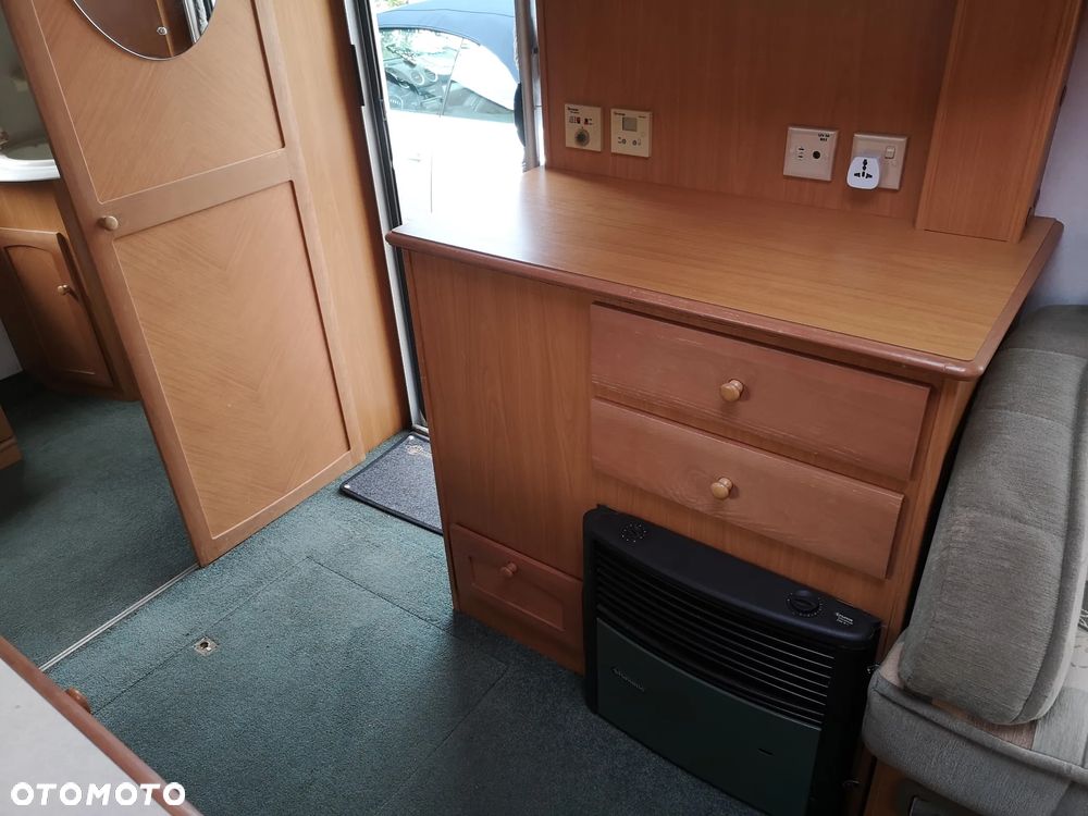 Avondale AVOCET - 16