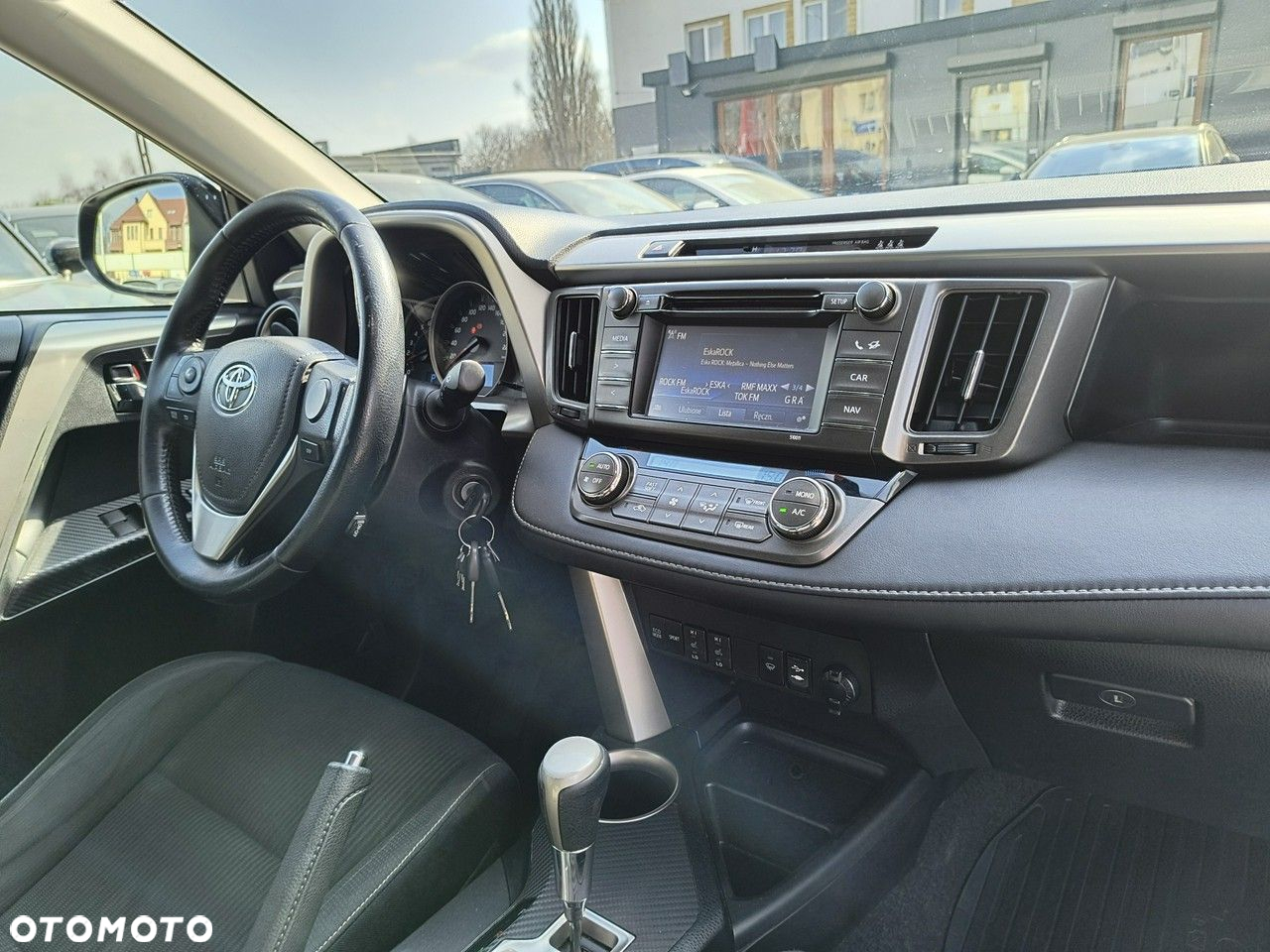 Toyota RAV4 - 17