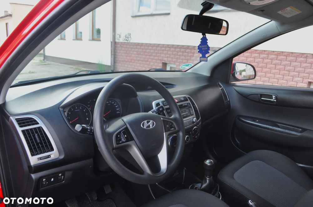 Hyundai i20 1.2 Intro Edition - 13