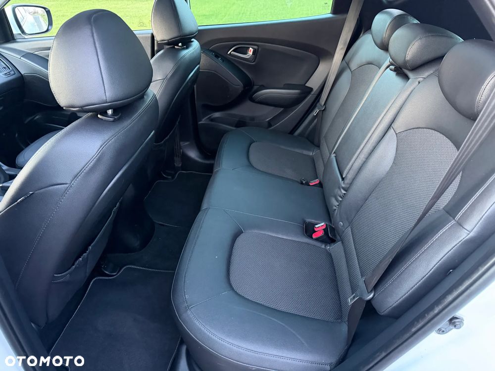 Hyundai ix35 1.6 2WD blue Style - 24