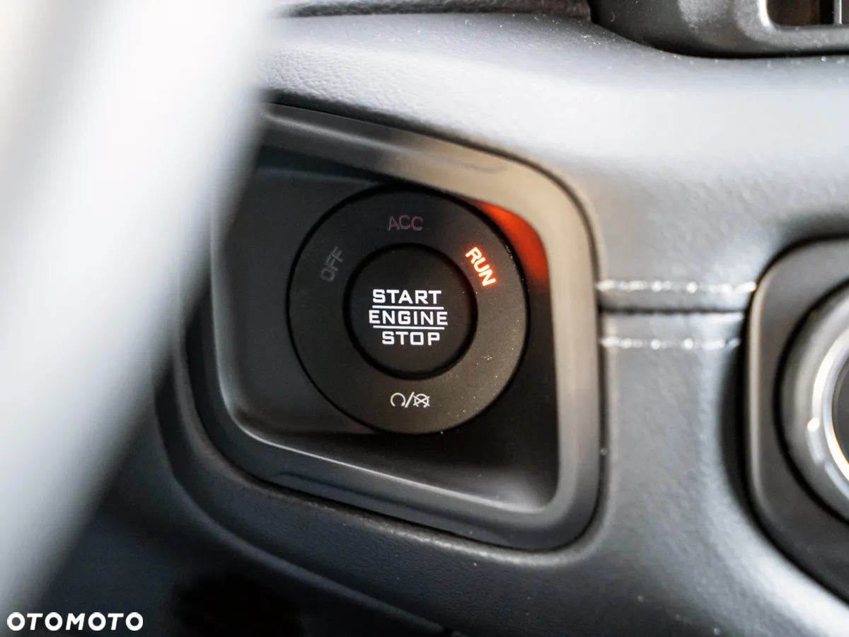 Jeep Wrangler Unlimited GME 2.0 Turbo Sahara - 22
