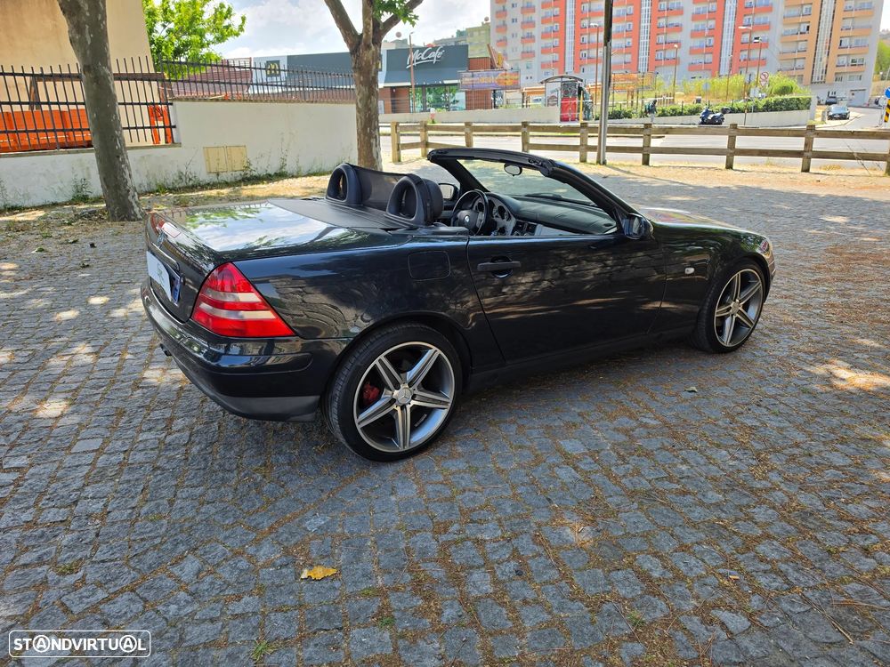 Mercedes-Benz SLK 200 - 27