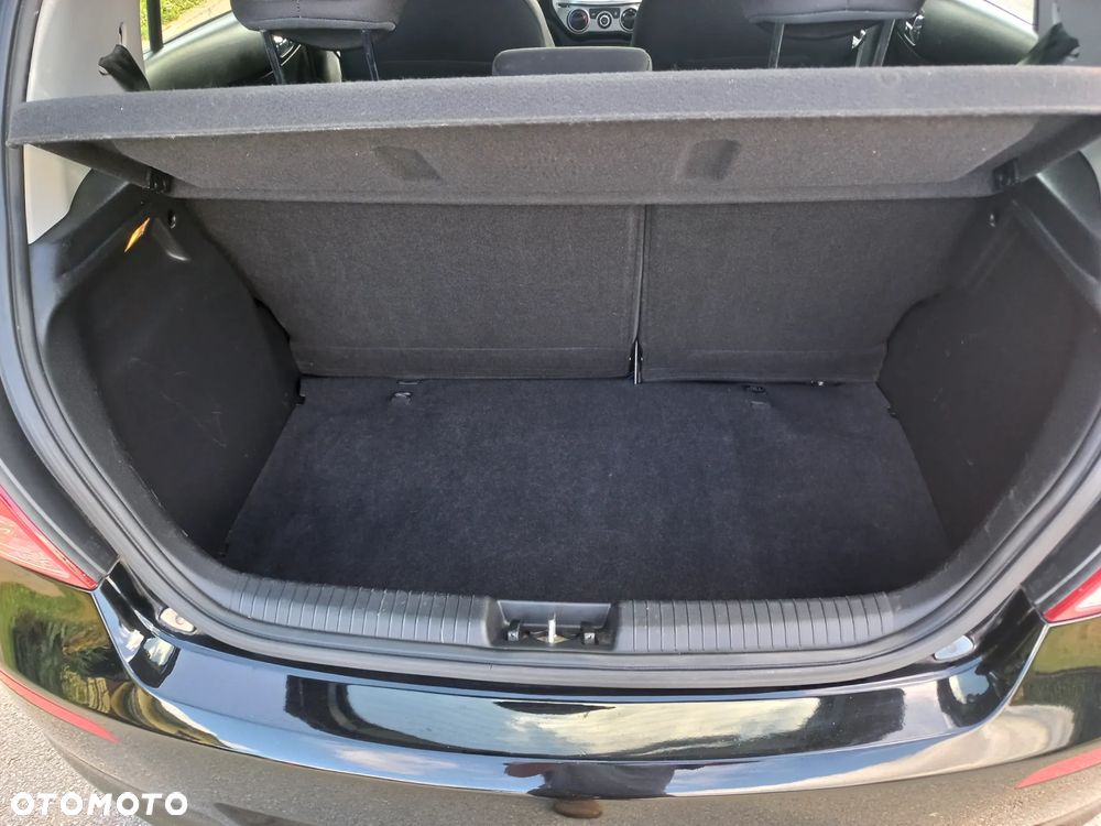 Hyundai i20 1.2 Trend - 19