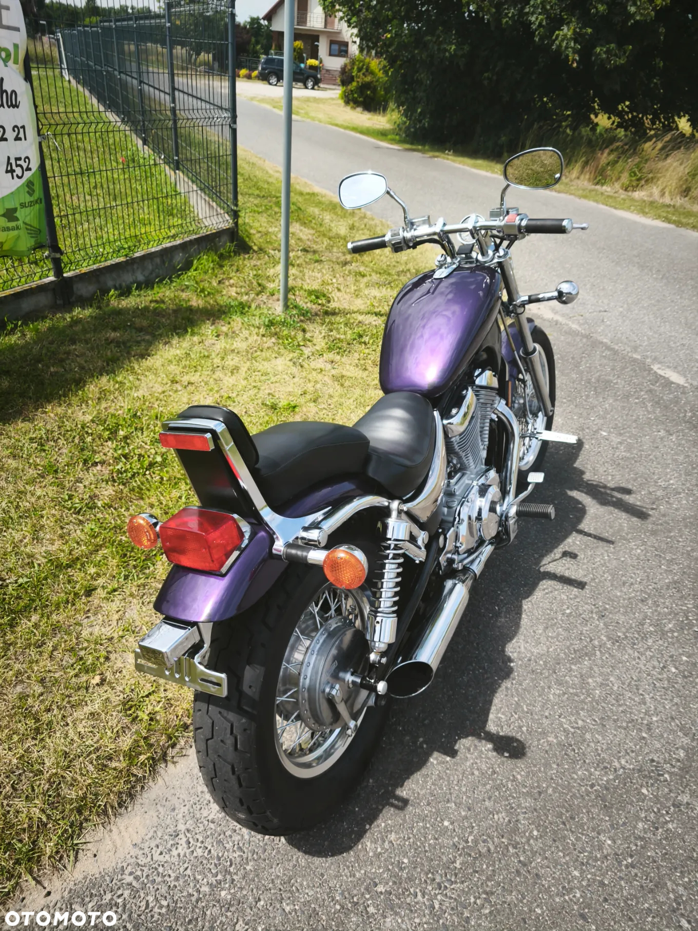 Suzuki Intruder - 14