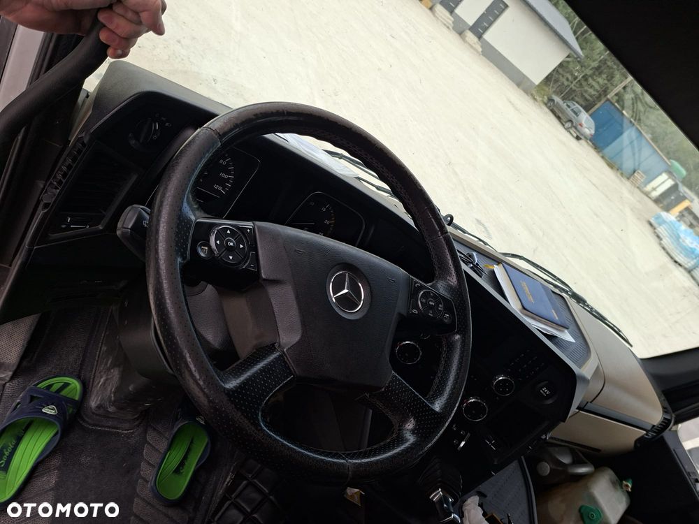 Mercedes-Benz Actros 1843 - 9