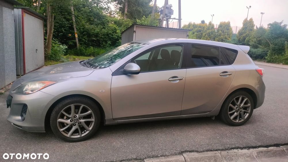 Mazda 3 1.6 Navi + - 2