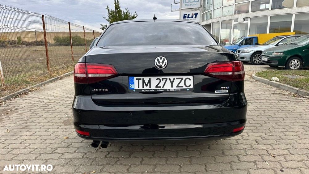 Volkswagen Jetta 2.0 TDI Comfortline - 7