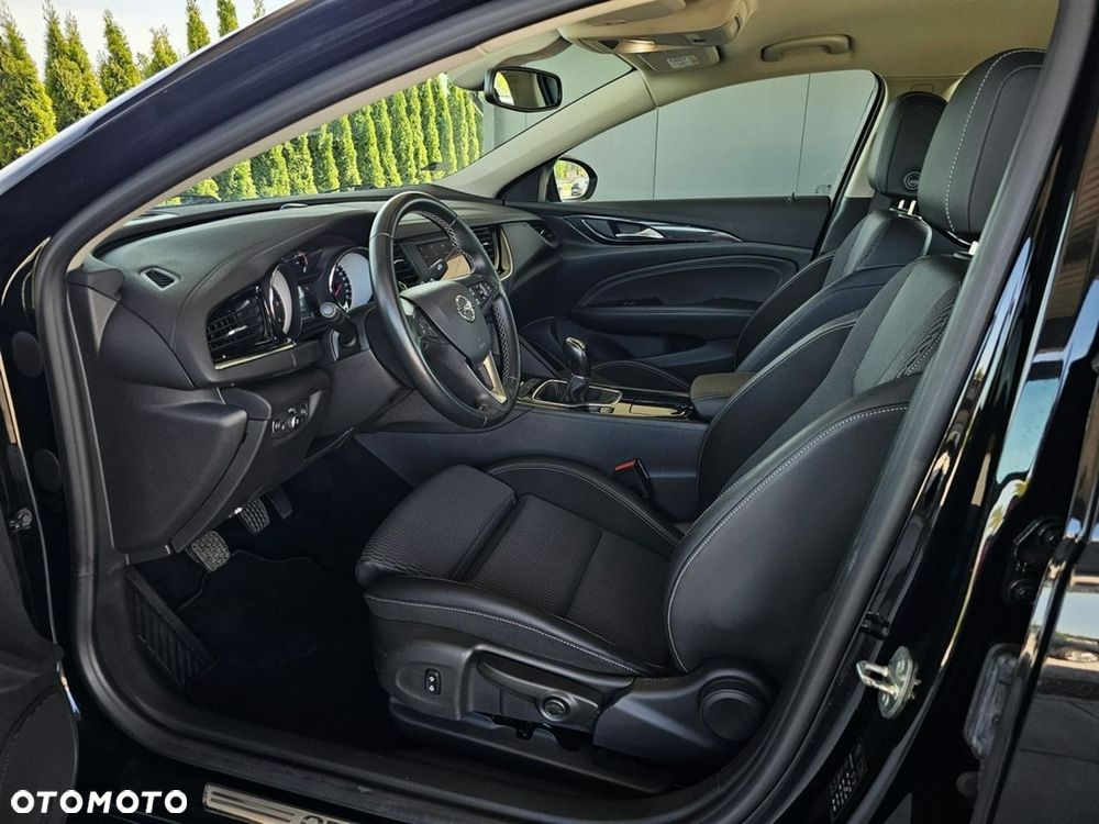 Opel Insignia - 13
