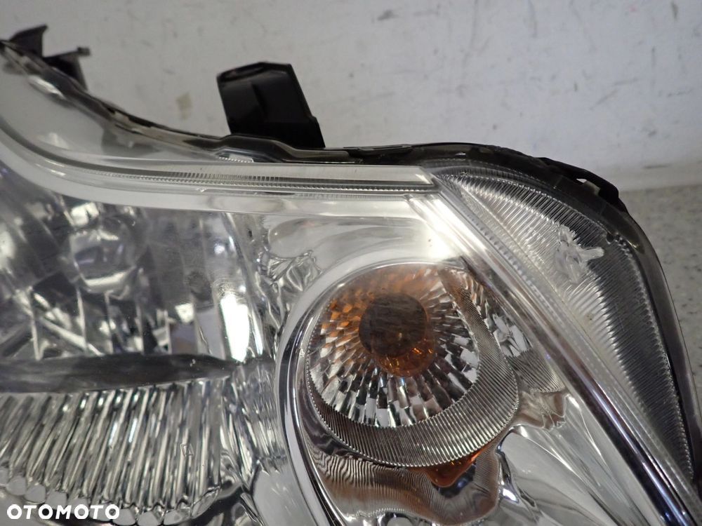 SUZUKI SX4 FIAT SEDICI 06-13 LAMPA PRZEDNIA PRAWA REFLEKTOR - 4
