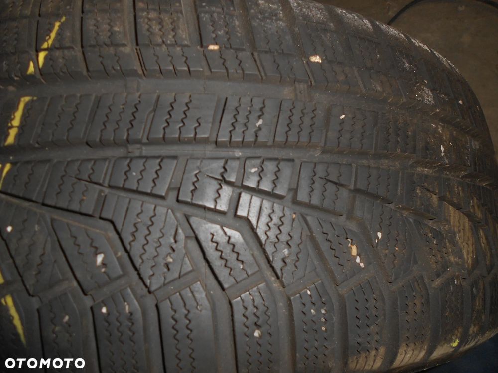 OPONA POJEDYNKA 225/45r18HANKOOK WINTER I'CEPT EVO2 DOT 2318 8MM - 2