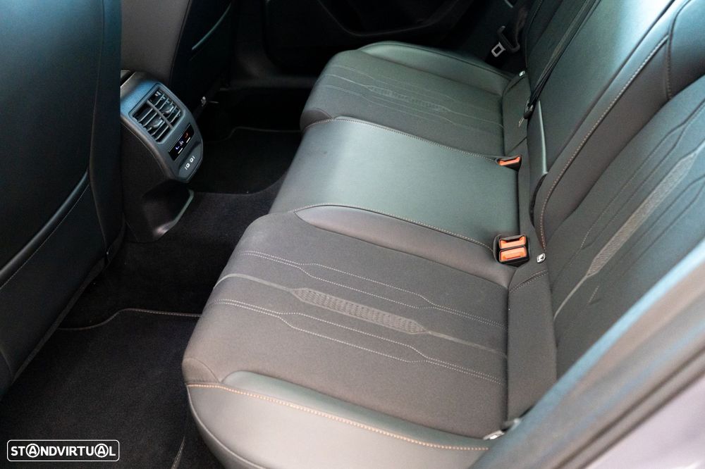 Cupra Formentor 1.4 e-Hybrid DSG VZ - 27