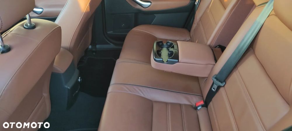 Ford Mondeo 2.0 TDCi Ghia - 18