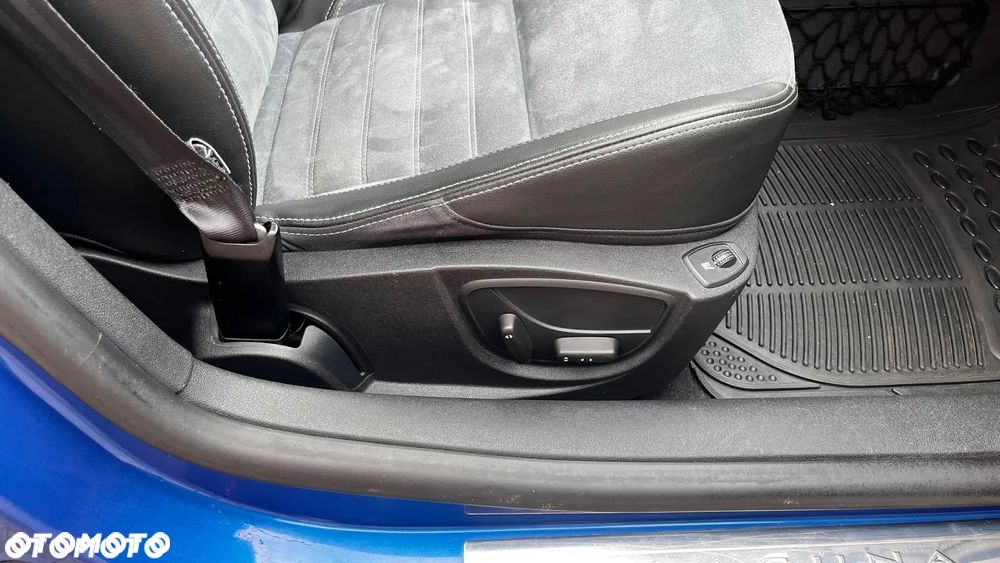 Renault Laguna 2.0 DCi FAP GT - 17