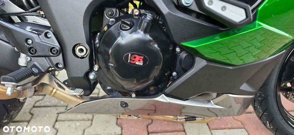 Kawasaki Ninja 1000 SX - 17