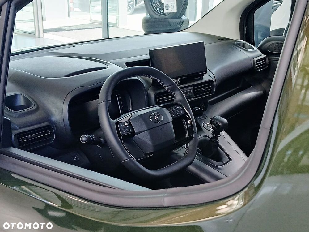 Toyota Proace City Verso 1.5 D-4D Family - 11