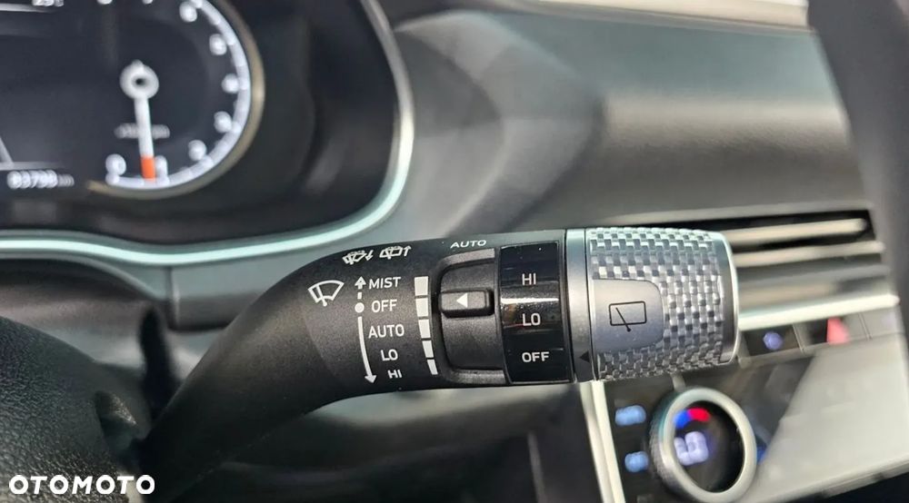 Hyundai Genesis 3.8 V6 GDI - 18