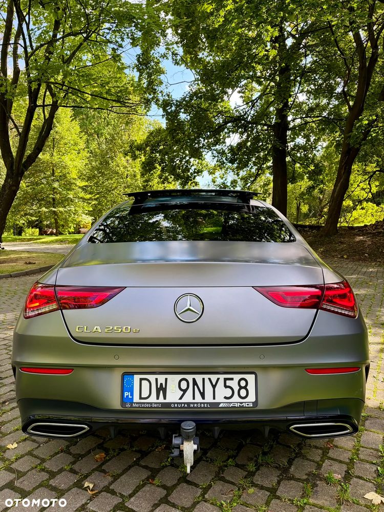 Mercedes-Benz CLA 250 E AMG Line 8G-DCT - 7