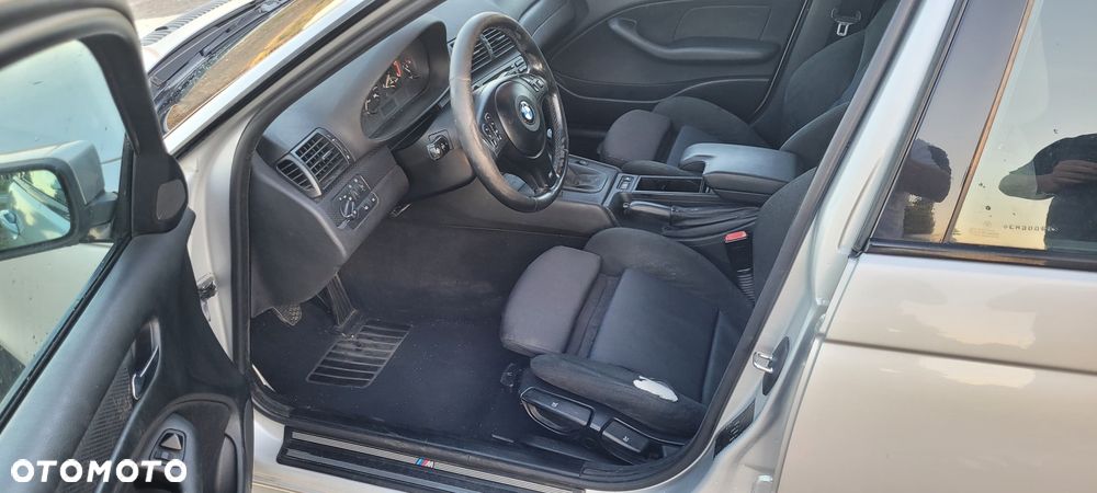 BMW Seria 3 320d - 12