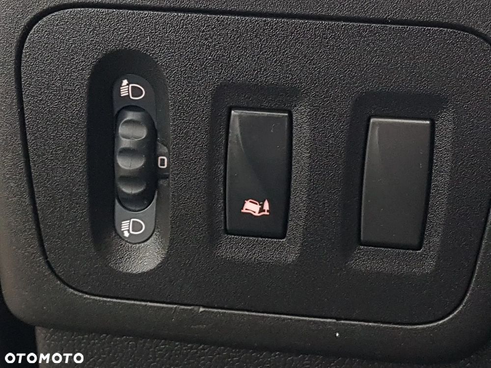 Renault MASTER KONTENER 8EP 4,21x2,23x2,22 KLIMA MANUAL KRAJOWY 6-BIEGÓW - 35