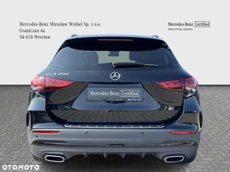 Mercedes-Benz GLA 200 AMG Line - 4