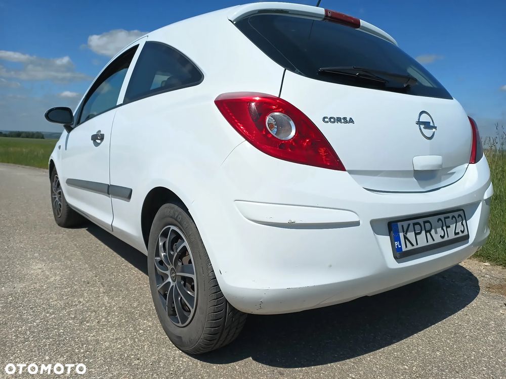 Opel Corsa - 3