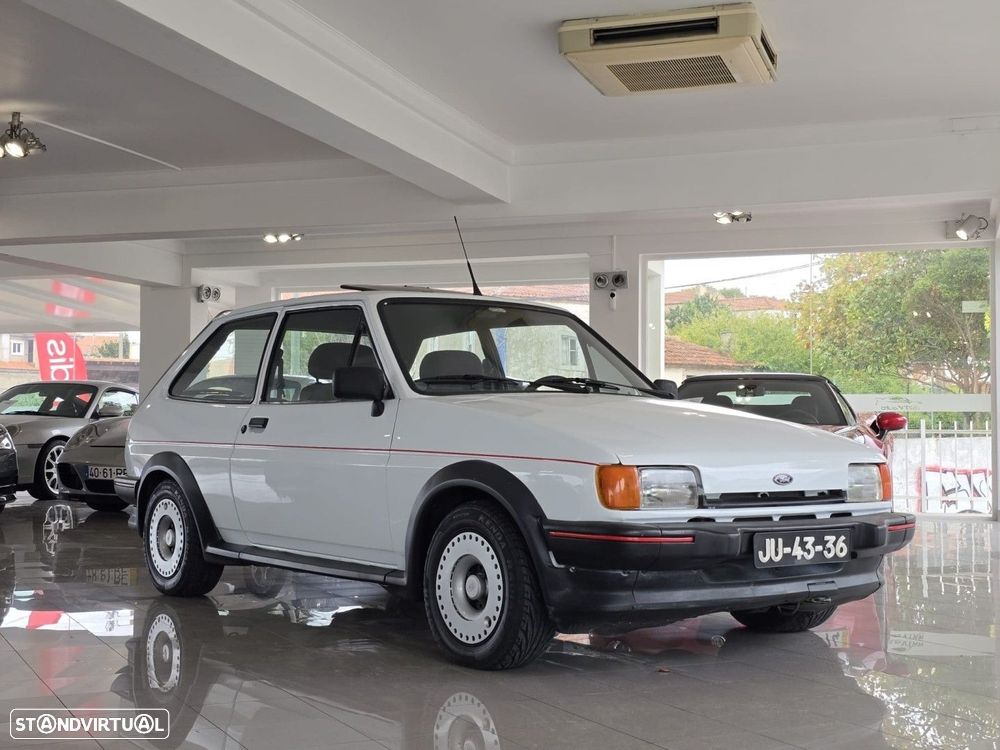Ford Fiesta XR2 - 14