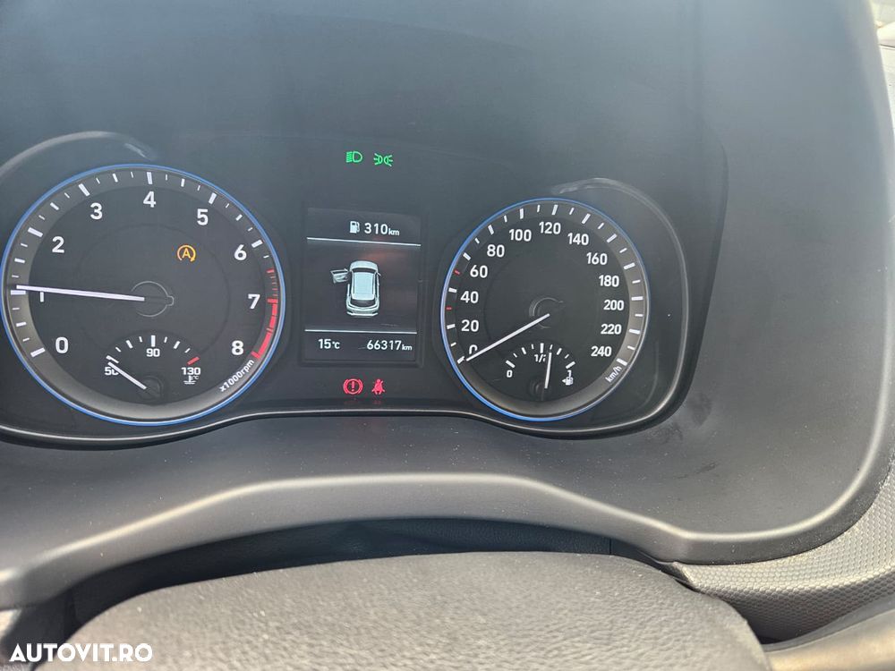 Hyundai KONA - 14
